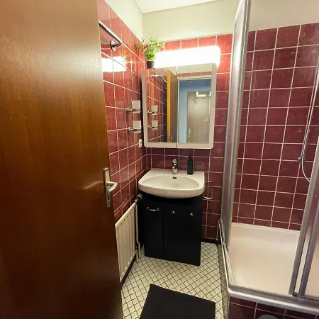 Gemuetliche Mit Kostenfreiem Pool