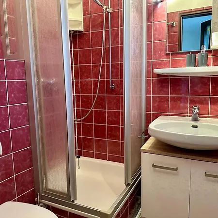 Gemuetliche Mit Kostenfreiem Pool Apartment *